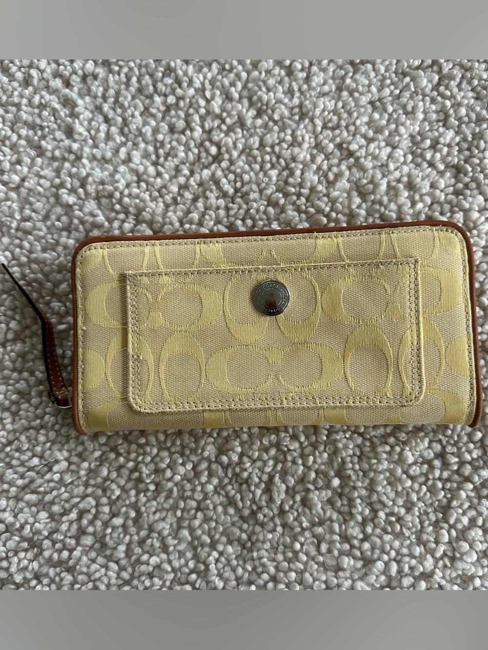 RARE Vintage Coach C Print Canvas Yellow Zip Around Accordion Wallet Y2K